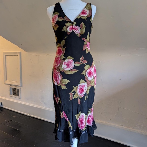 Dress Barn Dresses & Skirts - Dress barn Vintage Women's Black and Pink Dress